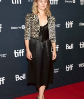 09-09-2022-Toronto-International-Film-Festival-Butcher-s-Crossing-Premiere-16.jpg