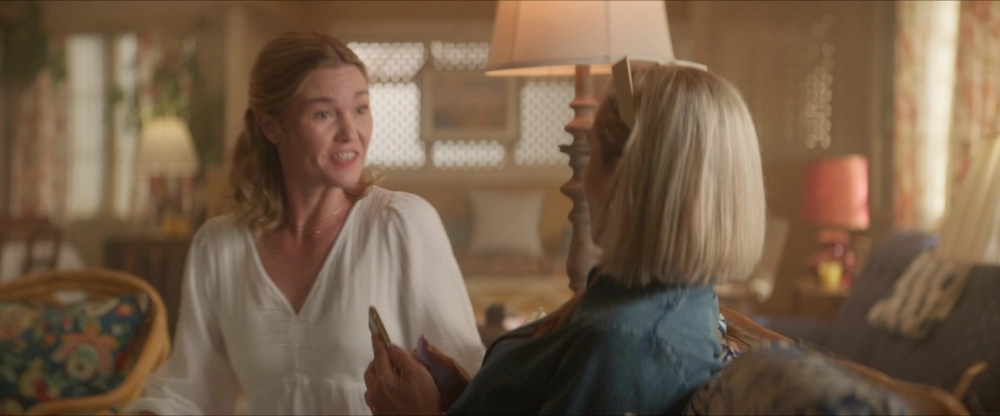 Click to view full size image
==============
2x04-Wet-Cup-American-Summer-064.jpg 2x04-Wet-Cup-American-Summer-064.jpg