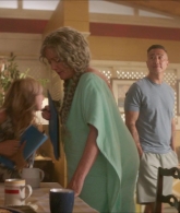 2x04-Wet-Cup-American-Summer-046.jpg