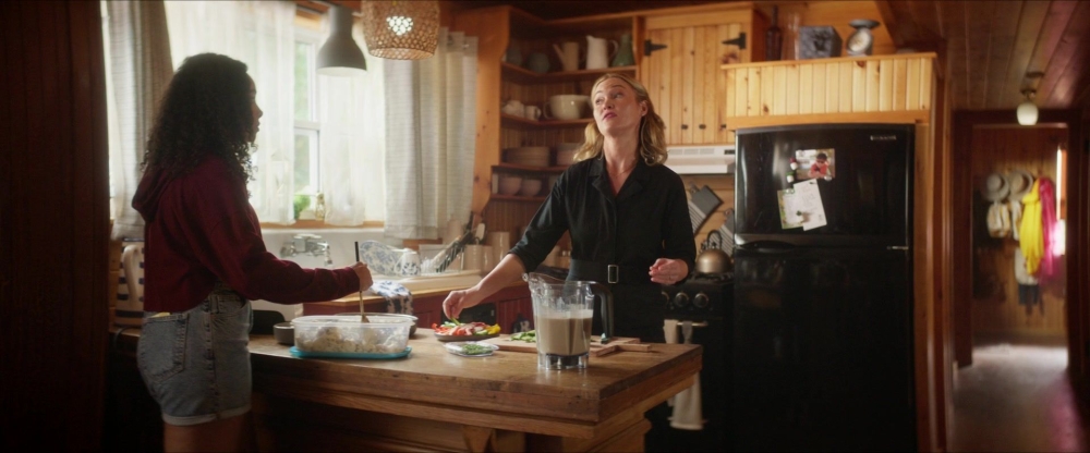 2x05-Angel-Tits-and-Dirty-Bananas-121.jpg